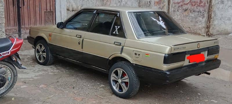 Nissan Sunny 1986 4