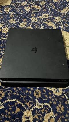 PlayStation 4 slim 500gb