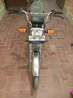 Hi speed 2022 model new condition urgent sell