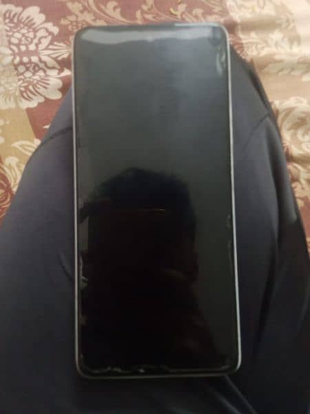 Tecno spark 10 pro 3