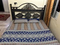 King Size Iron Bed for Sale