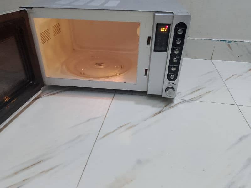 Anex microwave oven 2 in 1 grill Wala 1