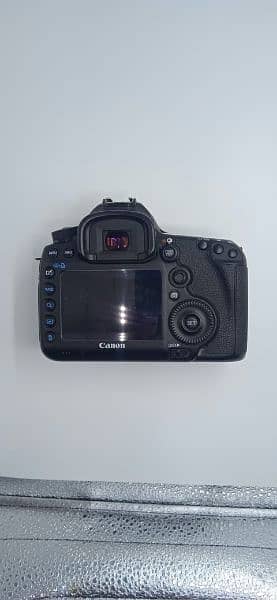 canon 5d mark iii 4