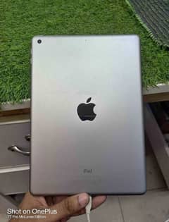 ipad mini 5   contact to 03073909212 WhatsApp