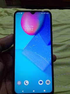 vivo y20 4 Gb Ram 64 Gb Finger print side mounted. with charger