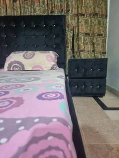 Single Bed & Bed Side Table (Velvet Poshish)