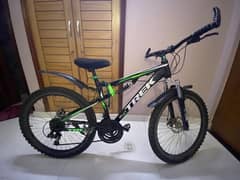 TREK MOUNTAIN BIKE