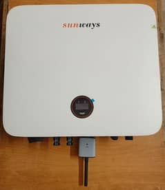 SUNWAYS INVERTER 5 KW GRID-CONNECTED PV INVERTER, 
1 YEAR USED.