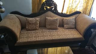 sofacset/Wooden sofa /7seater sofa / sale in Islamabad / furniture