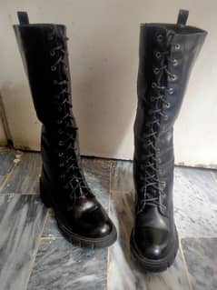 Branded Almas boots