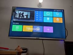 Samsung 43 inch Led with borderless screen good condition
