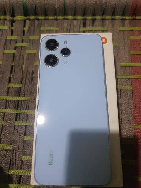 Redmi 12 8/128gb 0