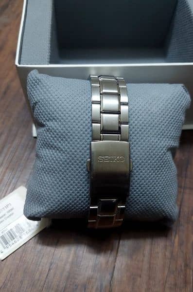 SEIKO CHRONOGRAPH LIMITED EDITION MENS WATCH BRAND NEW 4