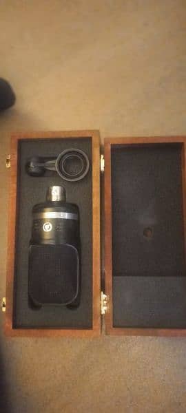 Neumann tlm 107 microphone 0