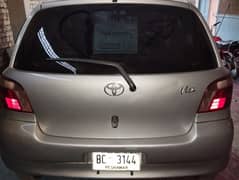 Toyota Vitz 2000