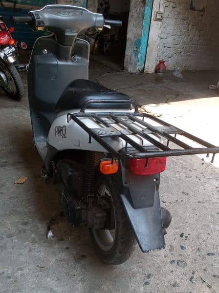 Scooty For Sale 3