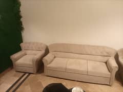 URGENT SALE 5 Seater sofa new made