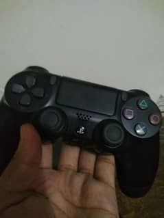 PS4 controller