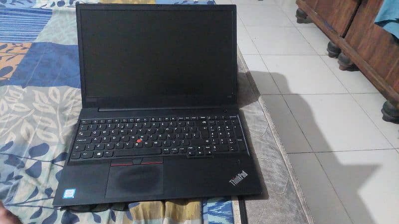 Thinkpad E590 i5 8th 4