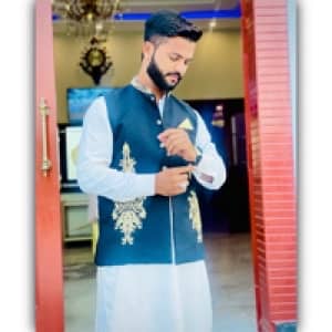 Hamza HaMi Khan
