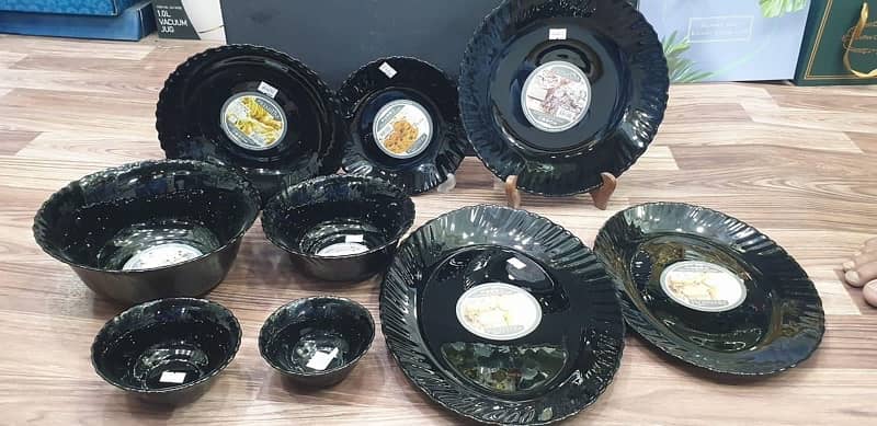 Black Marble plates, 18 Piece Plates Set 8