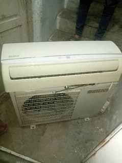 Orient 1 ton ac in running condition chilled cooling