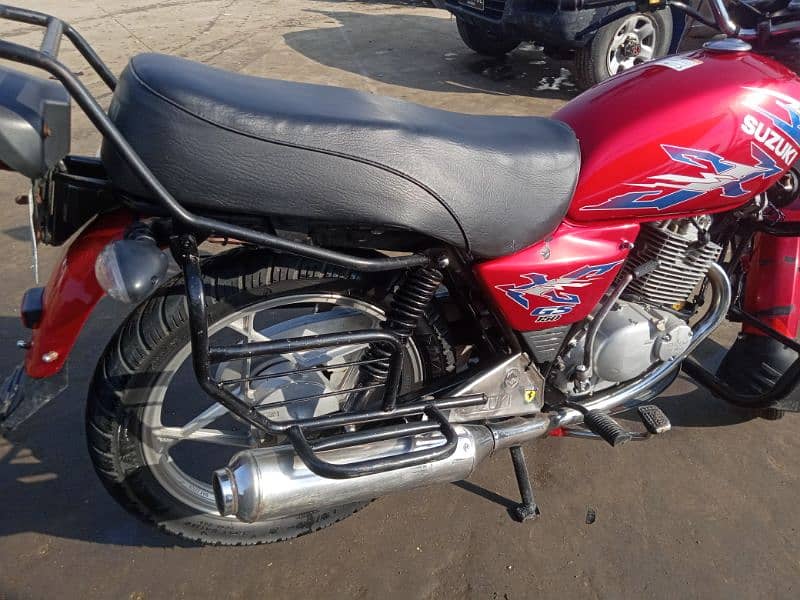 Suzuki gs150 se 1