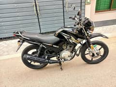 yamaha ybr 2019 B end model 18900 km driven totall new bike