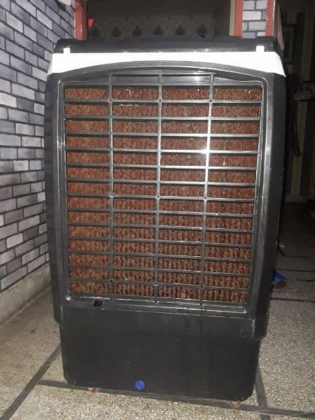 Air Cooler as a new condition just use some days 1