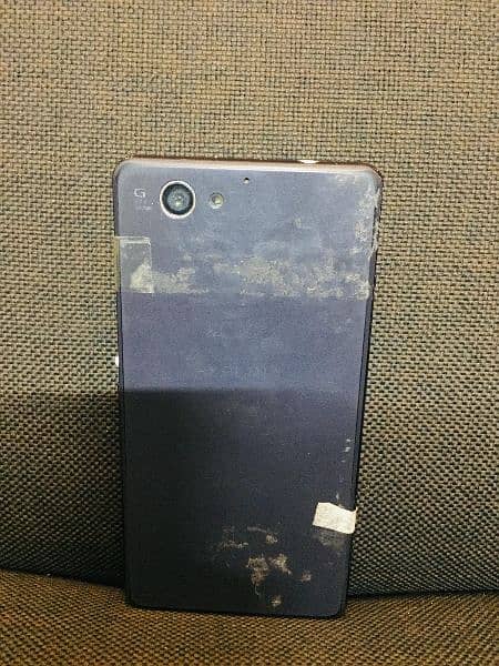 Sony Xperia Z3 Plus condition 10/10 display break 1