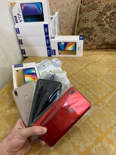 Vivo y85 4gb 64 gb stock available in chepest price