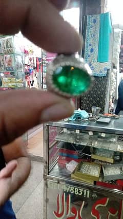 Suwat Emerald Stone Ring