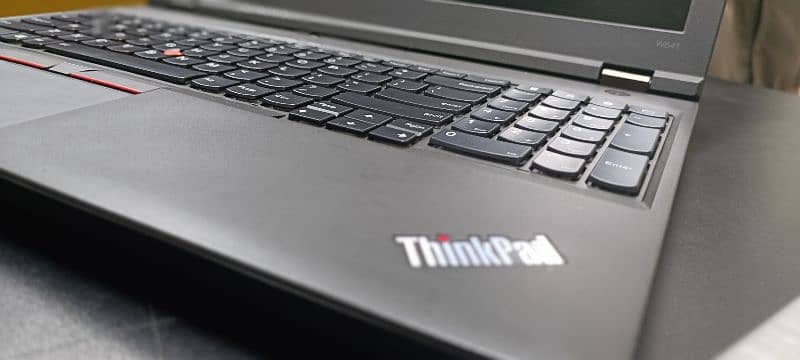 Lenovo Thinkpad w541 i7-4th with Nvidia graphics card 2