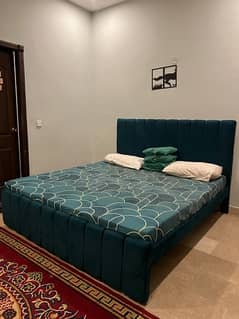 Valvet King size bed for sale