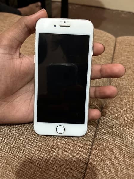 iPhone 7 32gb pta approved 2