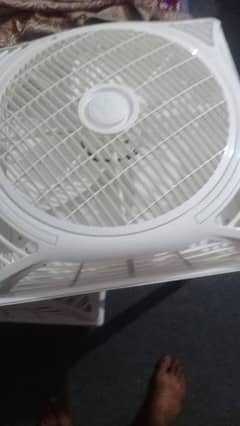 Royal Fan  best condition 4 months used 0