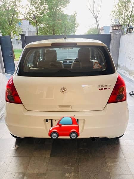 Suzuki Swift dlx 2018 urgent sale 12