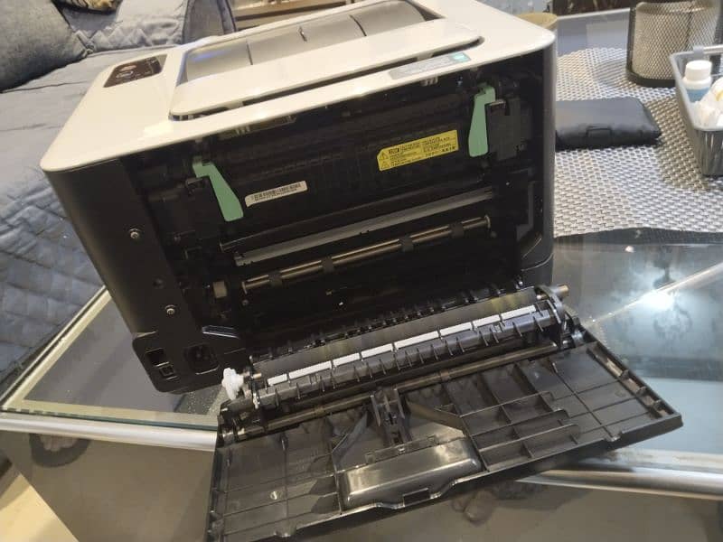 Coloured Printer Samsung CLP-325 8