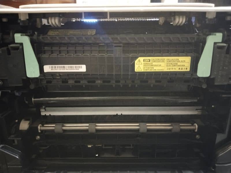 Coloured Printer Samsung CLP-325 9