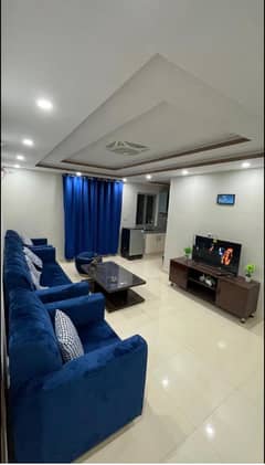 One bedroom apartment for rent on daily basis in bahria town lahore