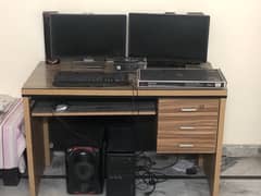 Desktop for sale