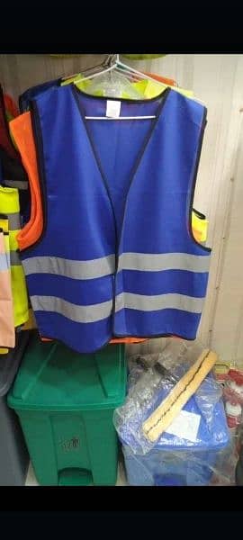 Safety Jacket With Customized Logo Printing 5