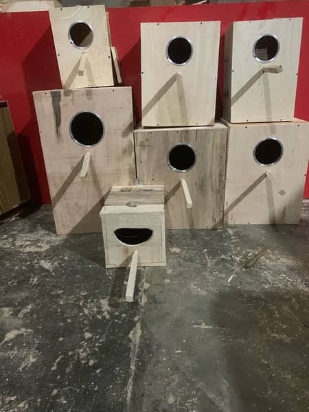 breeding boxes / folding cages / parrots / all type of accessories 0