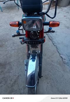 bike bilkol fresh hai 10 by10 front or back new tayer new engine