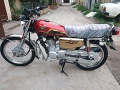 Honda CG 125 Gold Edition in Red Colour