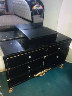 DRESSING TABLE FOR URGENT SALE