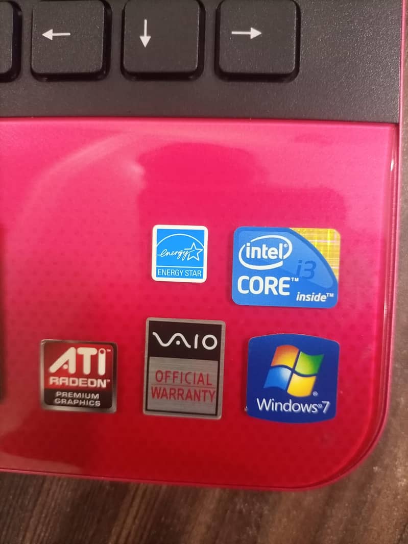 SONY Vaio PCG 10 by 10 Condtion -CORE i3 4GB Ram 320 GB HDD 14