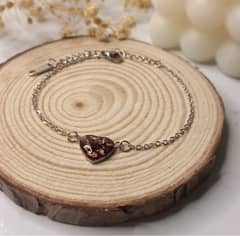 Handmade bracelet with real preserved roses