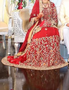 Bridal lehnga/Bridal dress/Red lehnga