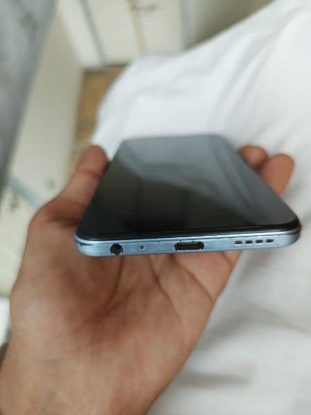 Vivo y33s is up for sale 8 / 128 gb pta approved 6